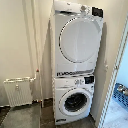 Lejlighed Nyrenoveret Med Balkon Og Parkering *